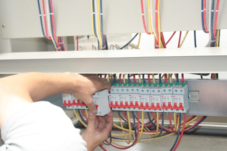 Solucione eléctricas para proyectos industriales