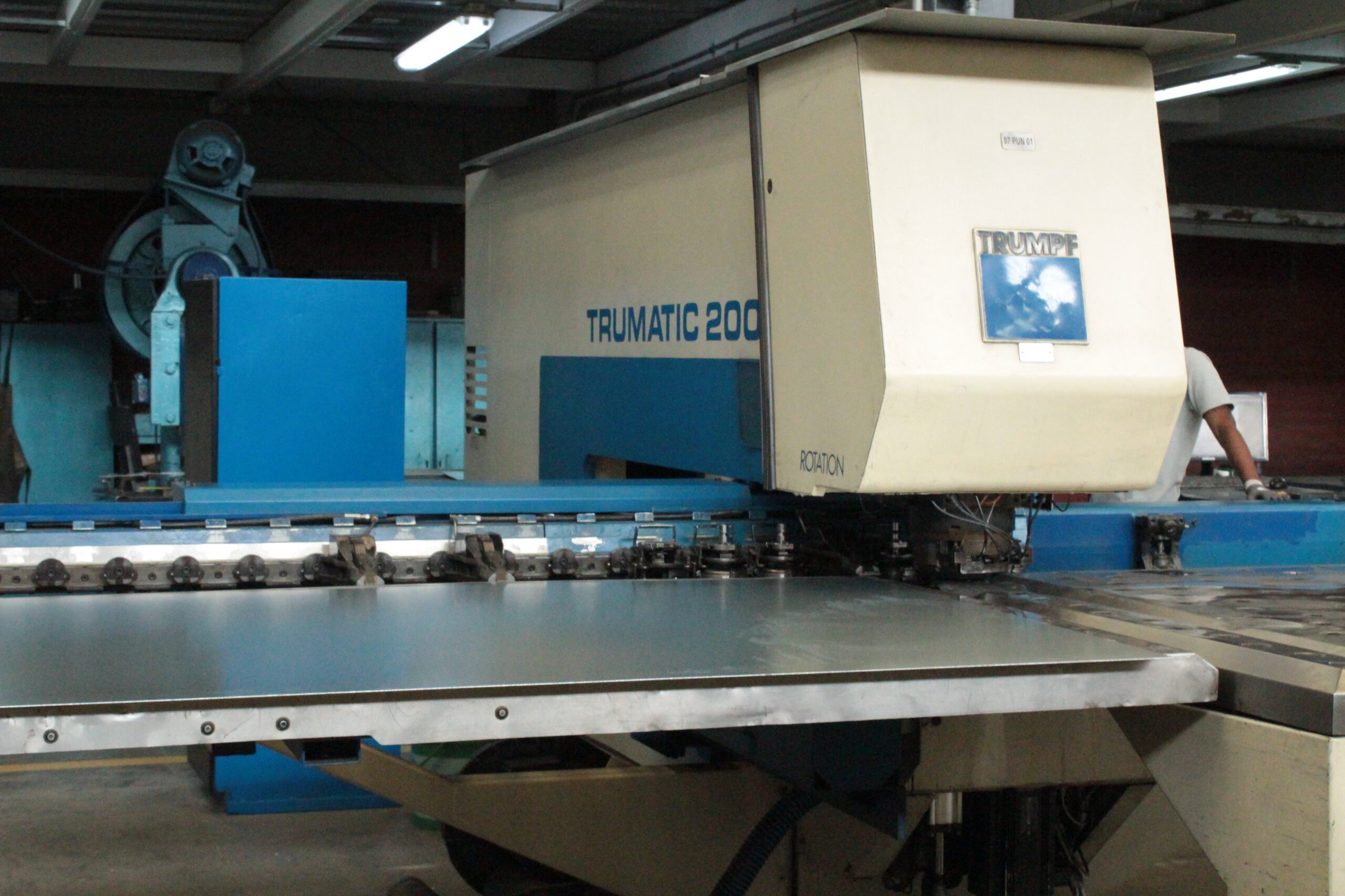 Fabricantes de Soluciones Electricas scaled